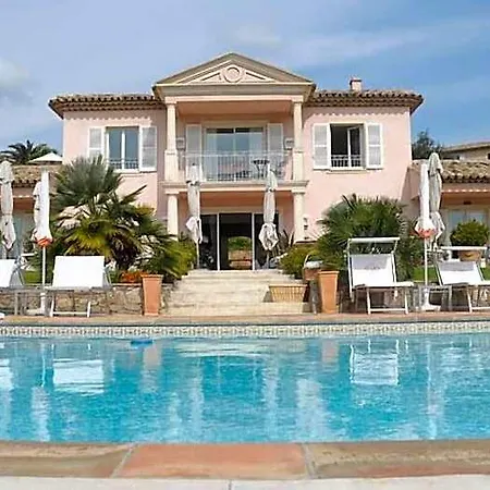 Les Rosiers Szálloda Grimaud